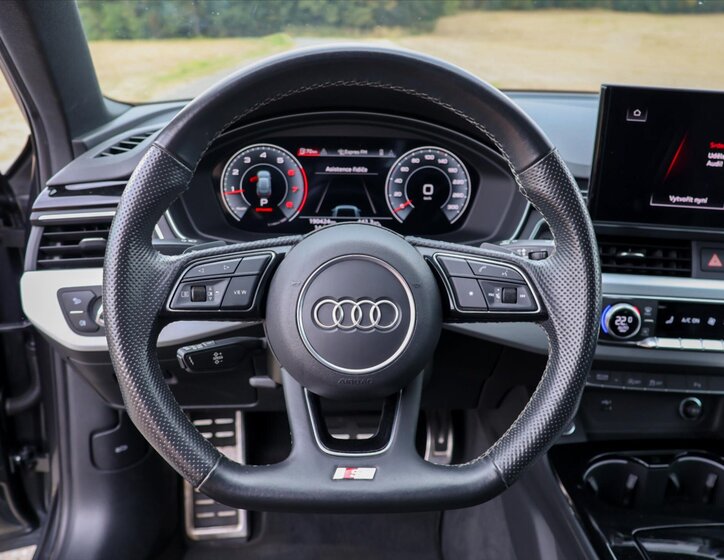 Audi A4 Kombi 2,0 l 110 kw