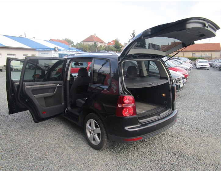 Volkswagen Touran 30