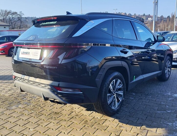 Hyundai Tucson SUV 1,6 l 110 kw