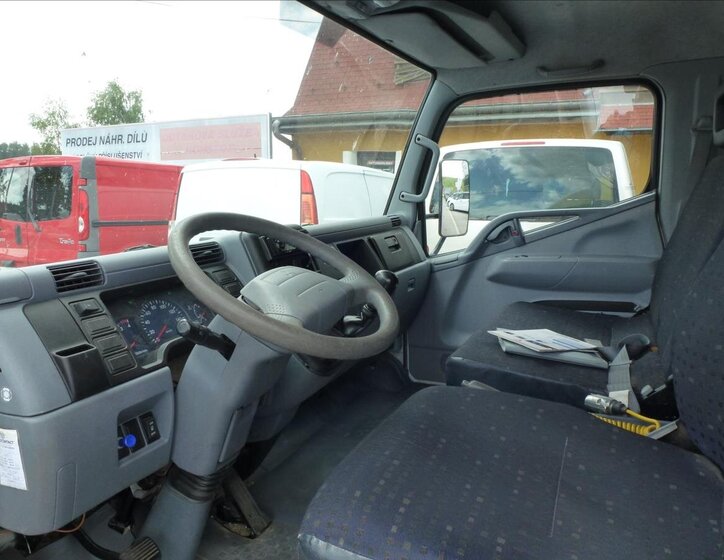 Mitsubishi Canter Skříň 3,0 l 92 kw