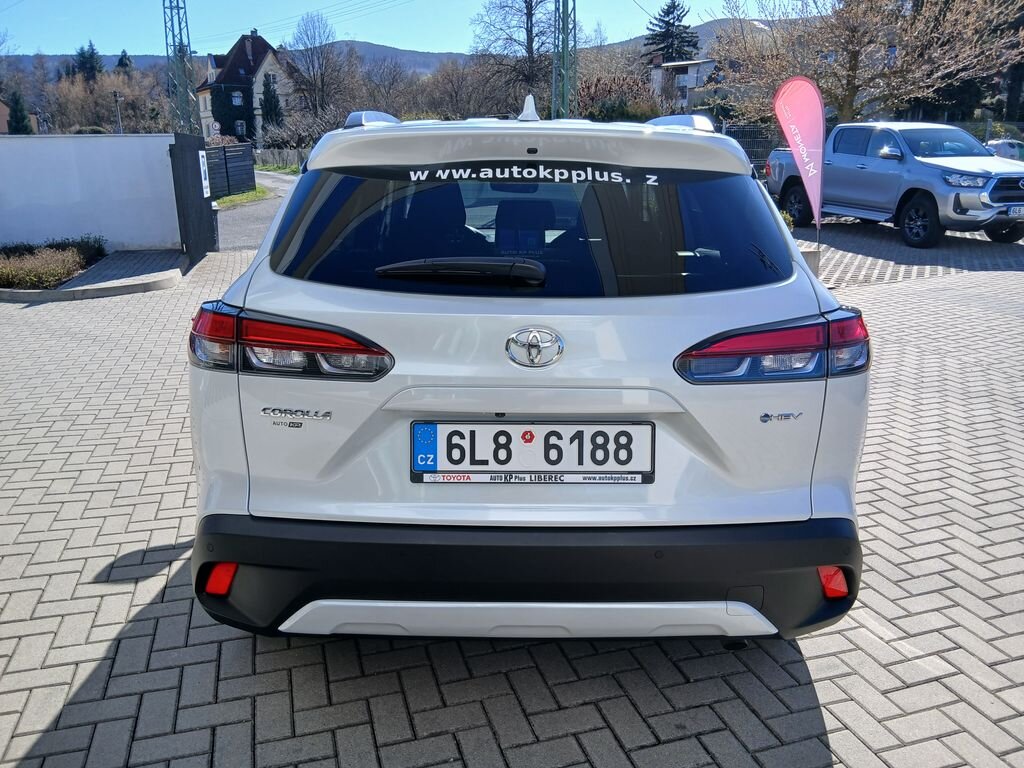 Toyota Corolla Cross SUV / Terénní 2,0 l 112 kw