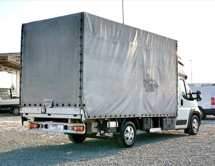 Peugeot Boxer Valník 2,2 l 110 kw