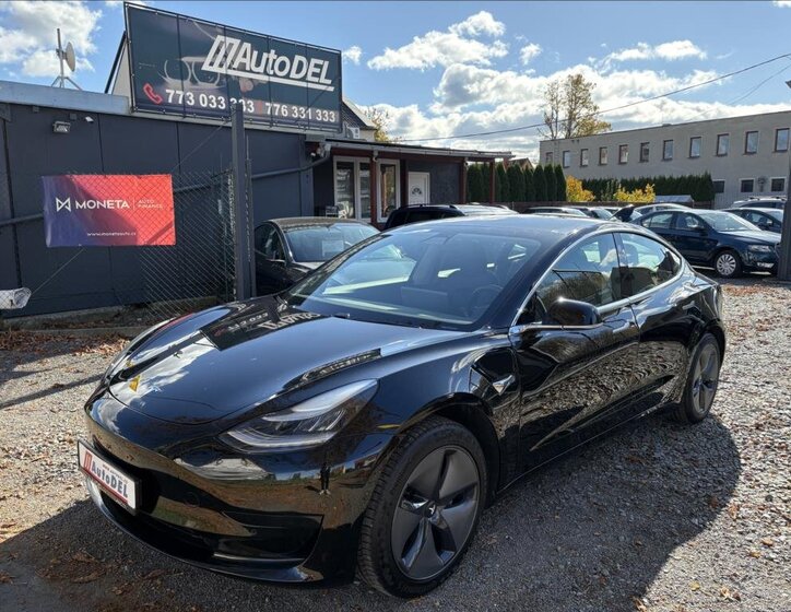 Tesla Model 3 2