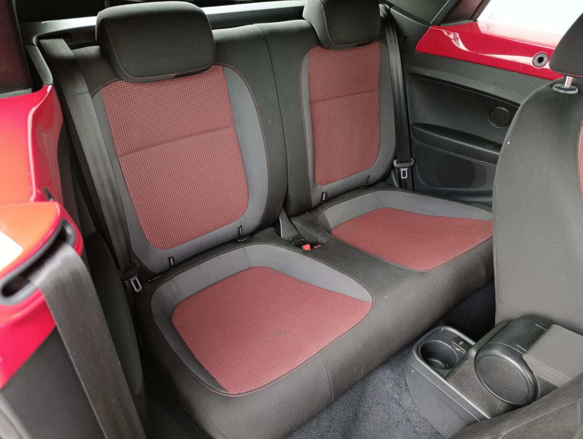 Volkswagen Beetle Kabriolet 1,2 l 77 kw