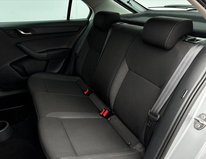 Škoda Rapid Liftback 1,2 l 63 kw