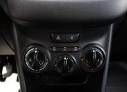 Peugeot 208 14