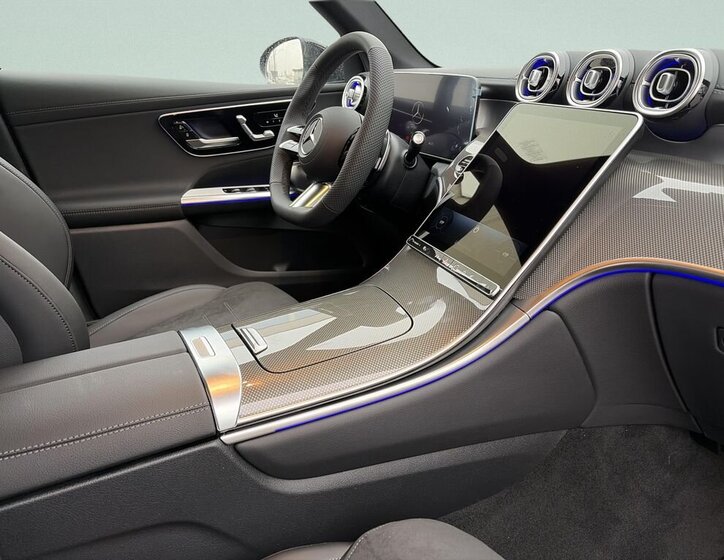 Mercedes-Benz GLC SUV / Terénní 2,0 l 145 kw