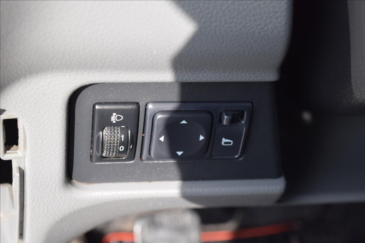 Nissan NV200 MPV 1,6 l 81 kw