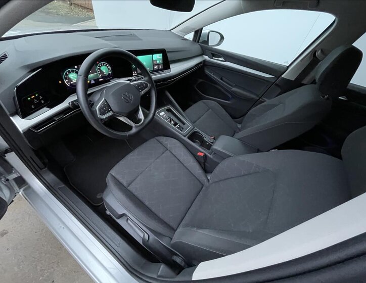 Volkswagen Golf Kombi 1,5 l 110 kw