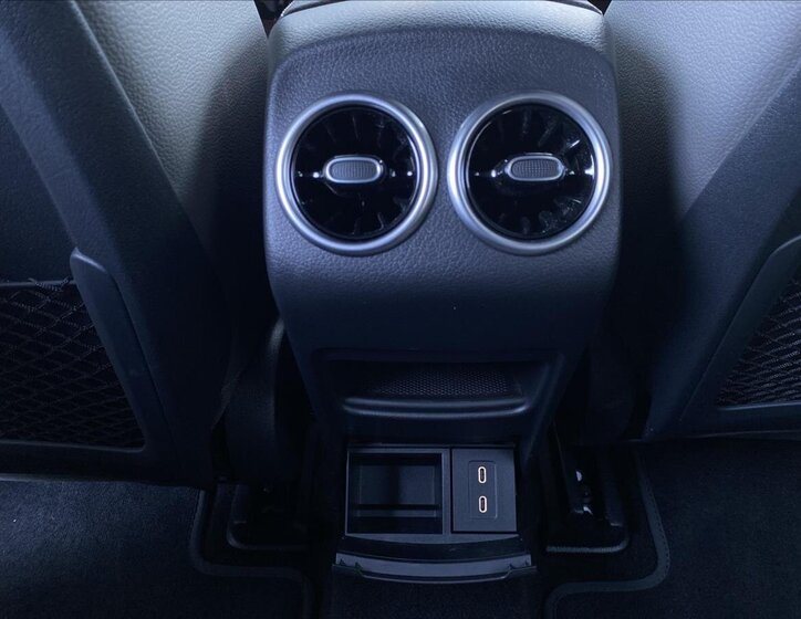 Mercedes-Benz EQA SUV / Terénní 0,0 140 kw