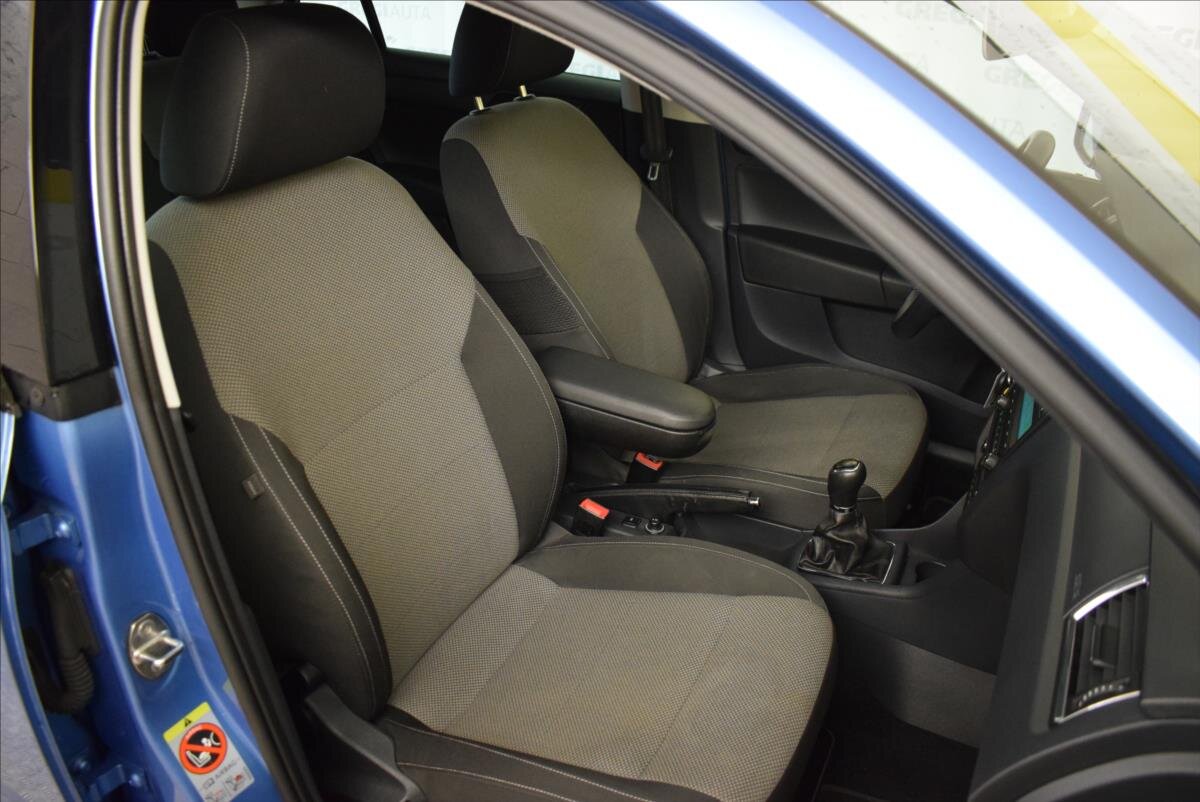 Škoda Rapid Liftback 1,2 l 77 kw