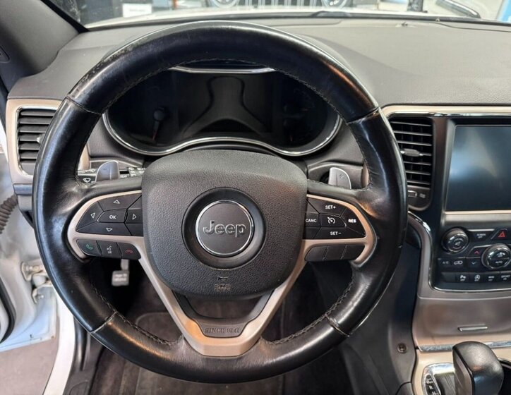 Jeep Grand Cherokee 10