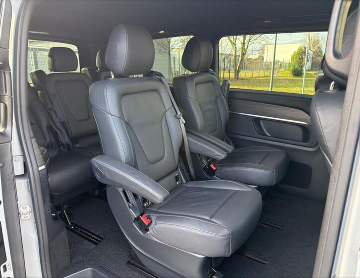 Mercedes-Benz Třídy V 15