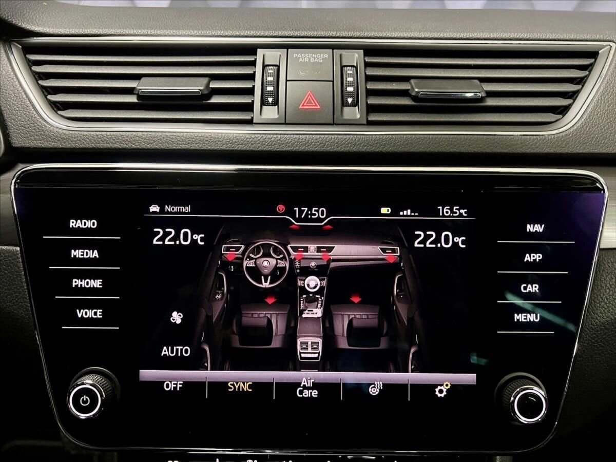 Škoda Superb Sedan / Limuzína 2,0 l 140 kw