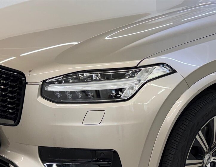 Volvo XC90 SUV 2,0 l 173 kw