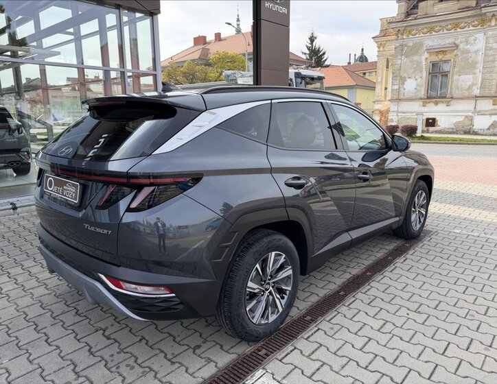 Hyundai Tucson SUV / Terénní 1,6 l 110 kw
