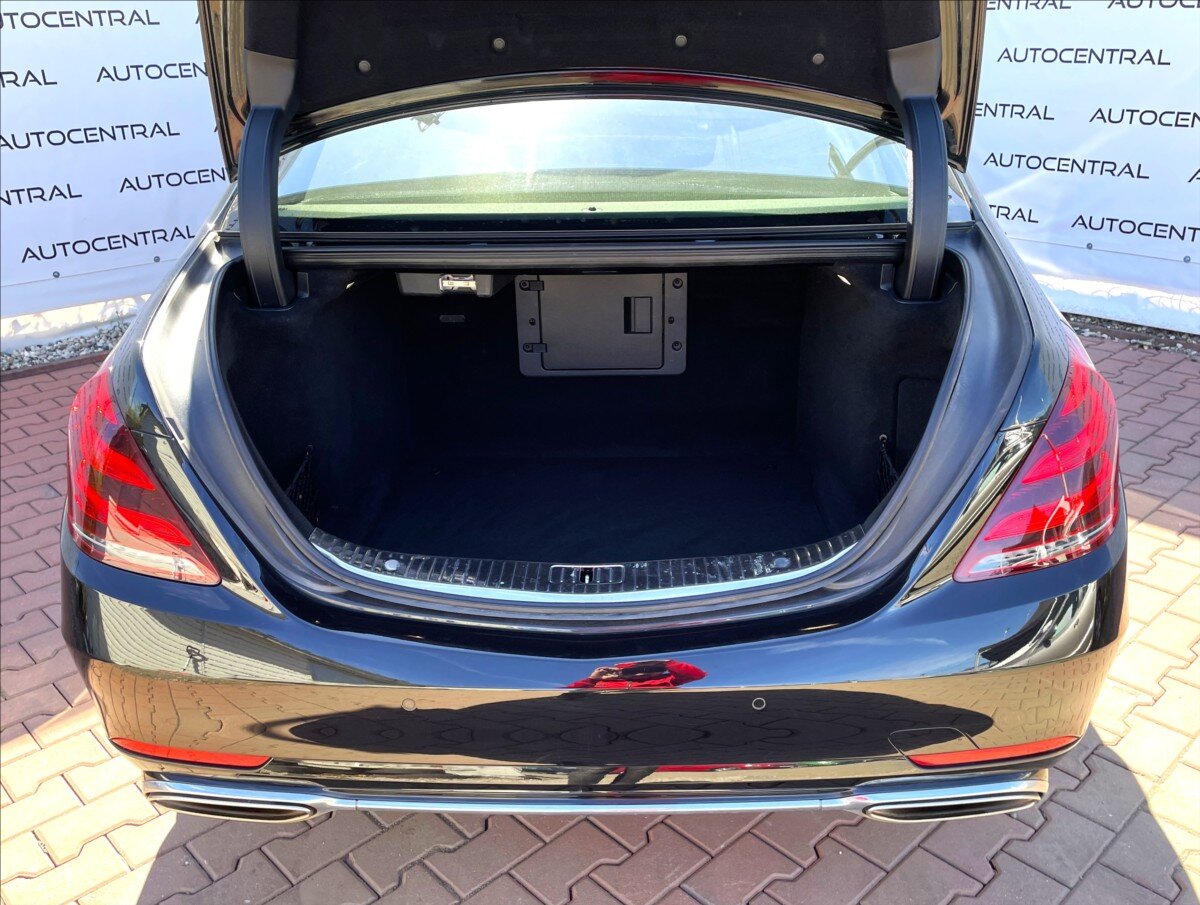 Mercedes-Benz Třídy S Sedan / Limuzína 4,0 l 345 kw