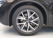 Volkswagen Touareg 9