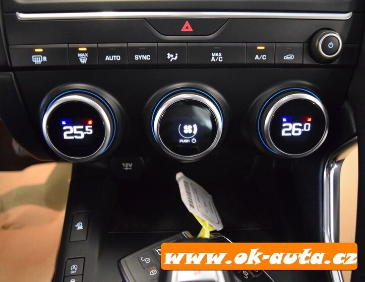 Jaguar F-Pace SUV 2,0 l 110 kw