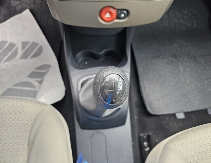 Renault Clio Kombi 1,1 l 55 kw