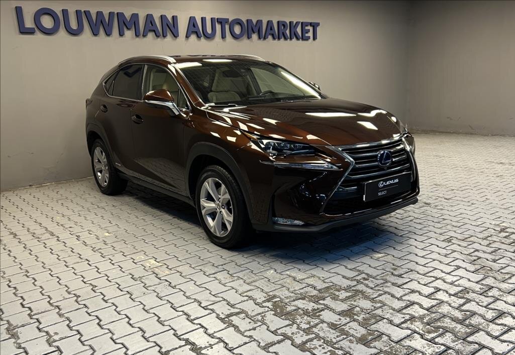 Lexus NX 300h SUV 2,5 l 145 kw