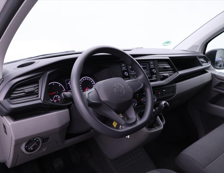 Volkswagen Transporter Skříň 2,0 l 66 kw