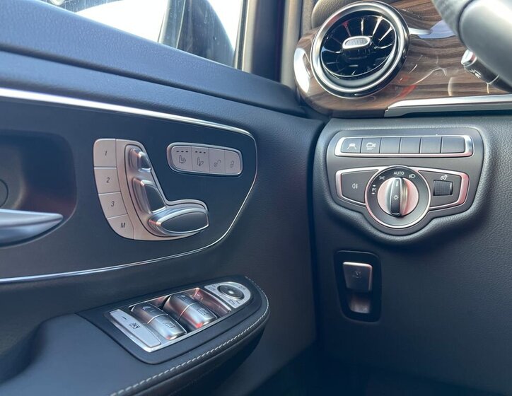 Mercedes-Benz Třídy V VAN-Minibus 2,0 l 174 kw