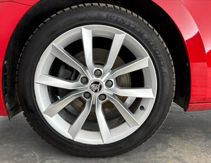 Škoda Superb Liftback 1,4 l 110 kw