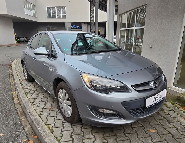 Opel Astra 7