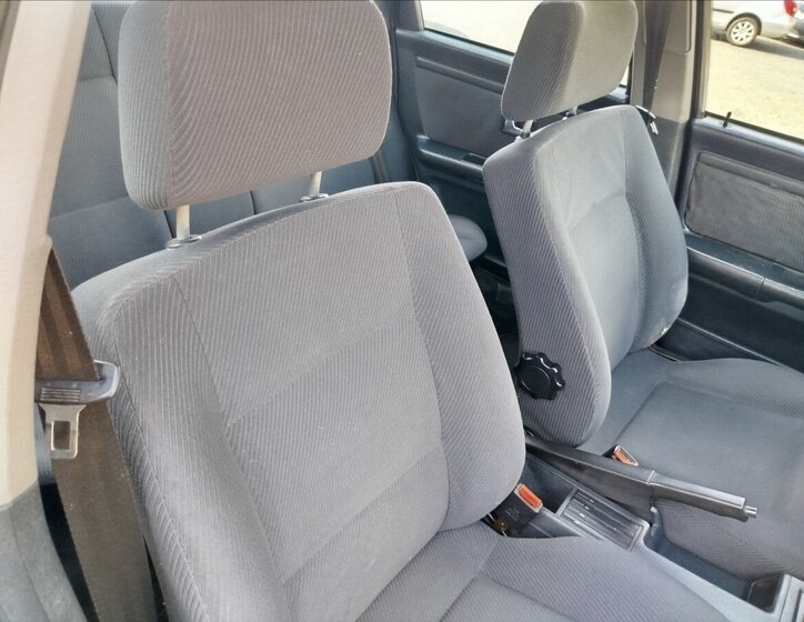 Audi 80 Sedan / Limuzína 2,0 l 66 kw