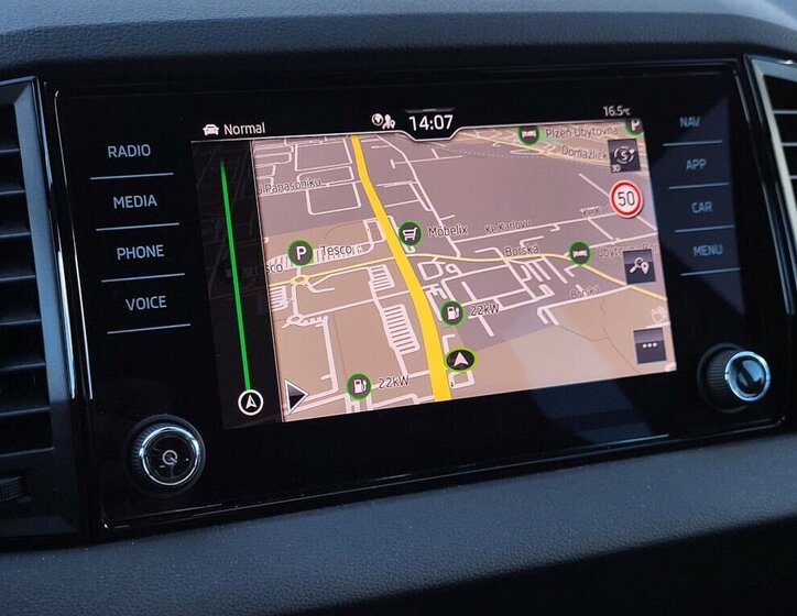 Škoda Karoq SUV / Terénní 1,5 l 110 kw