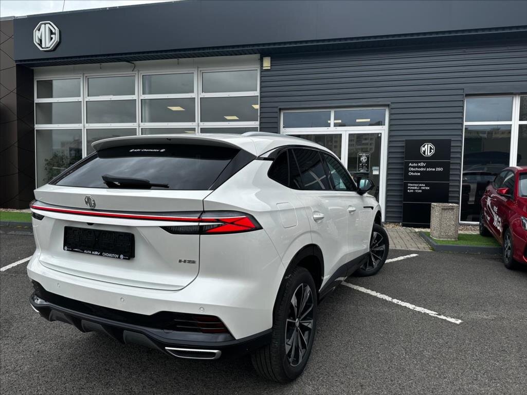MG HS SUV 1,5 l 125 kw