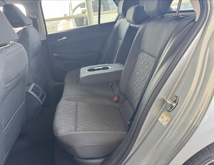 Volkswagen Golf Hatchback 1,5 l 150 kw