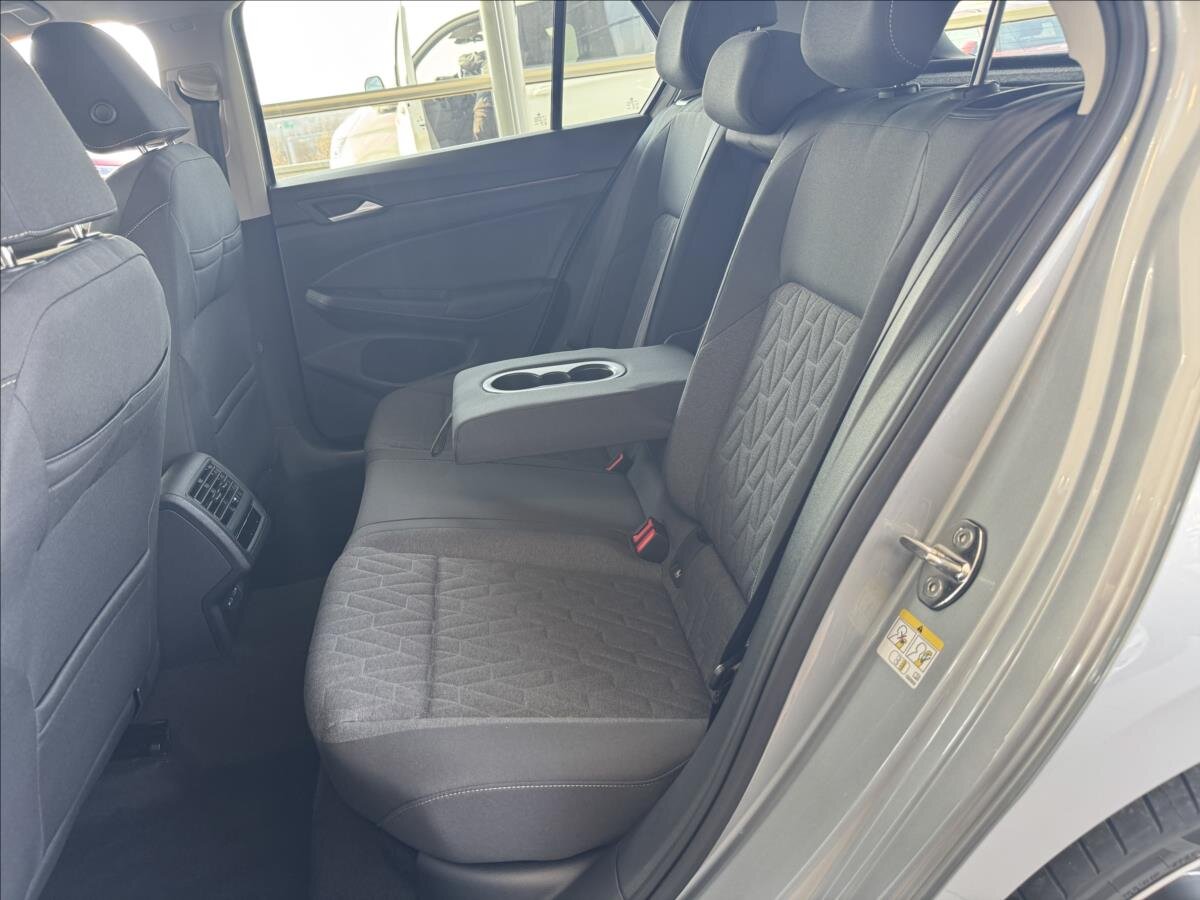 Volkswagen Golf Hatchback 1,5 l 150 kw