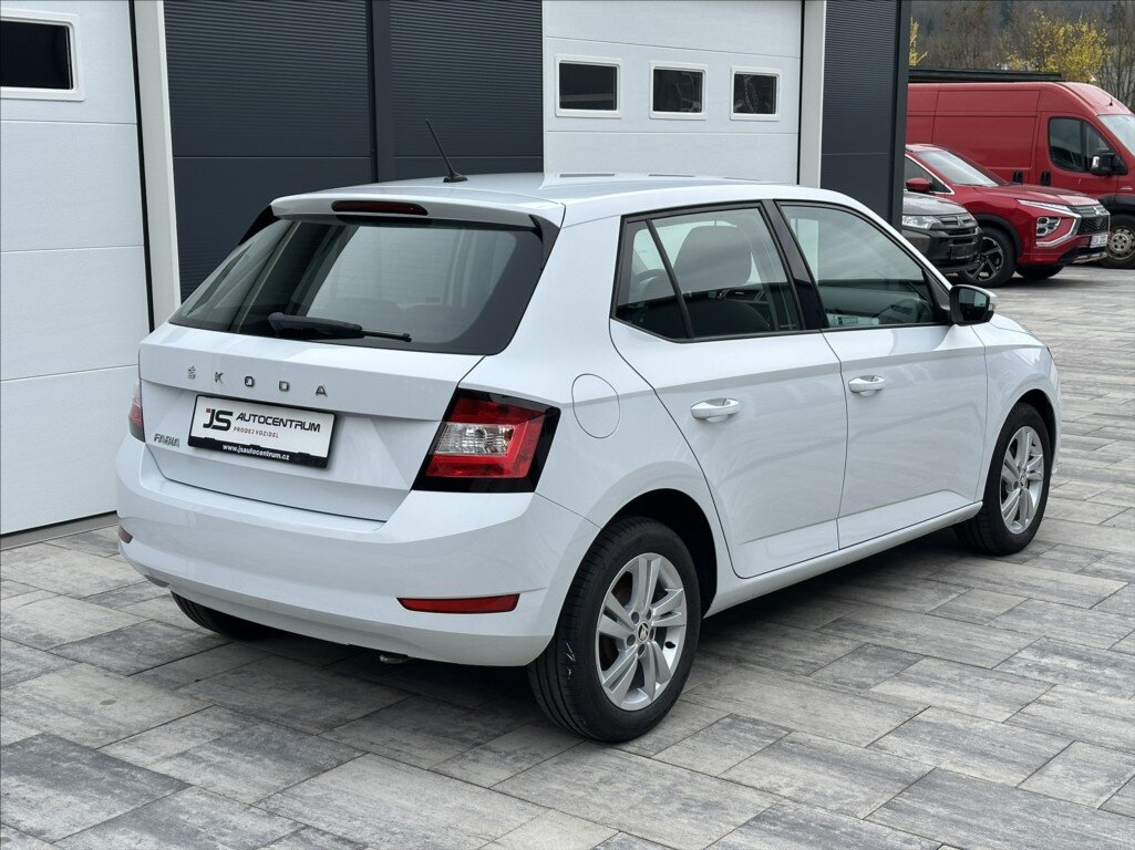 Škoda Fabia Hatchback 999,0 70 kw