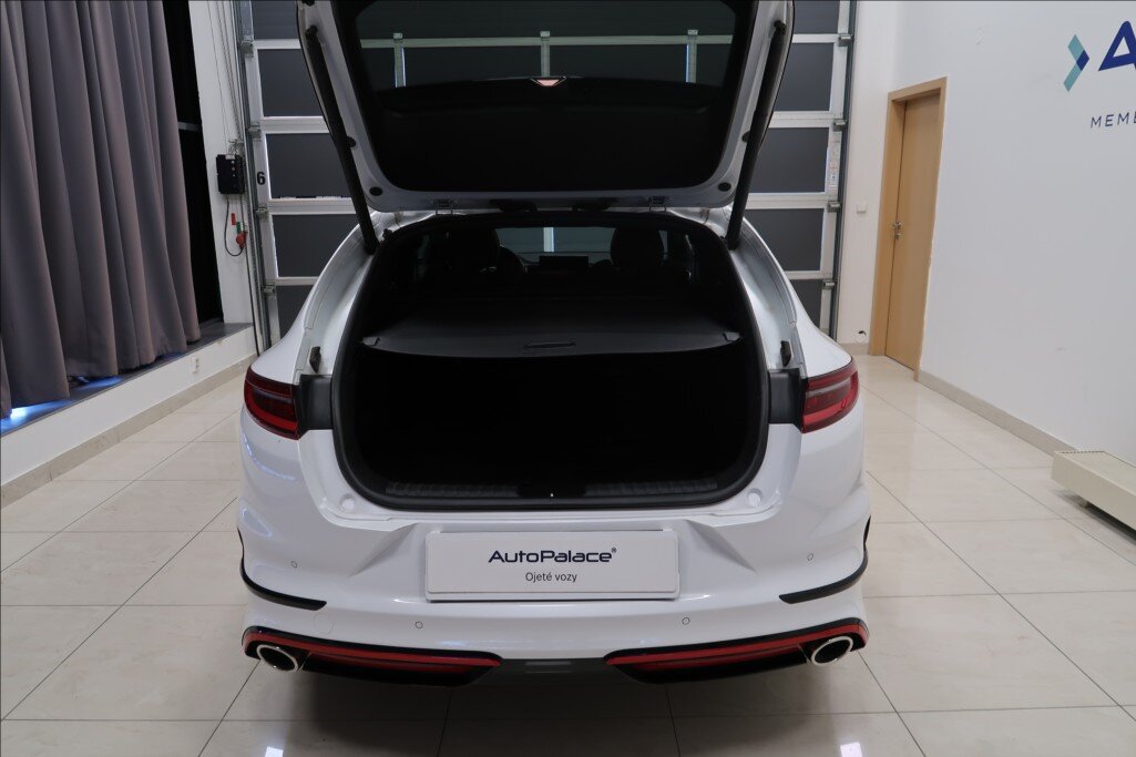 KIA ProCeed Kombi 1,6 l 150 kw