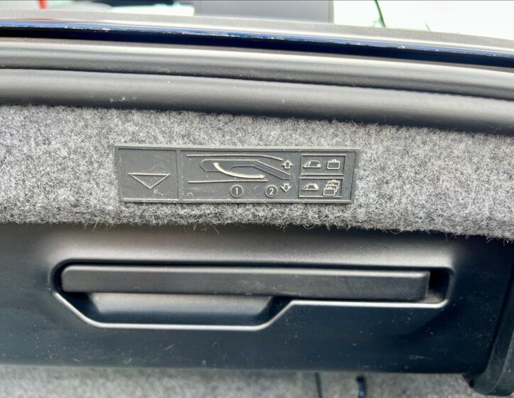 BMW Řada 3 Kabriolet 2,0 l 105 kw