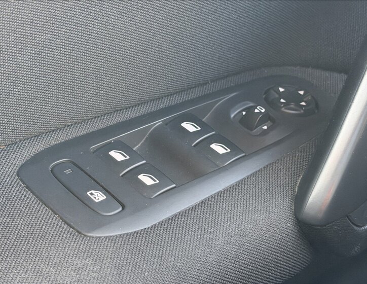 Peugeot 308 Kombi 2,0 l 110 kw