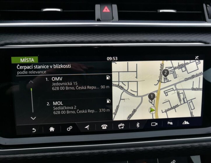 Land Rover Range Rover Velar SUV / Terénní 3,0 l 221 kw
