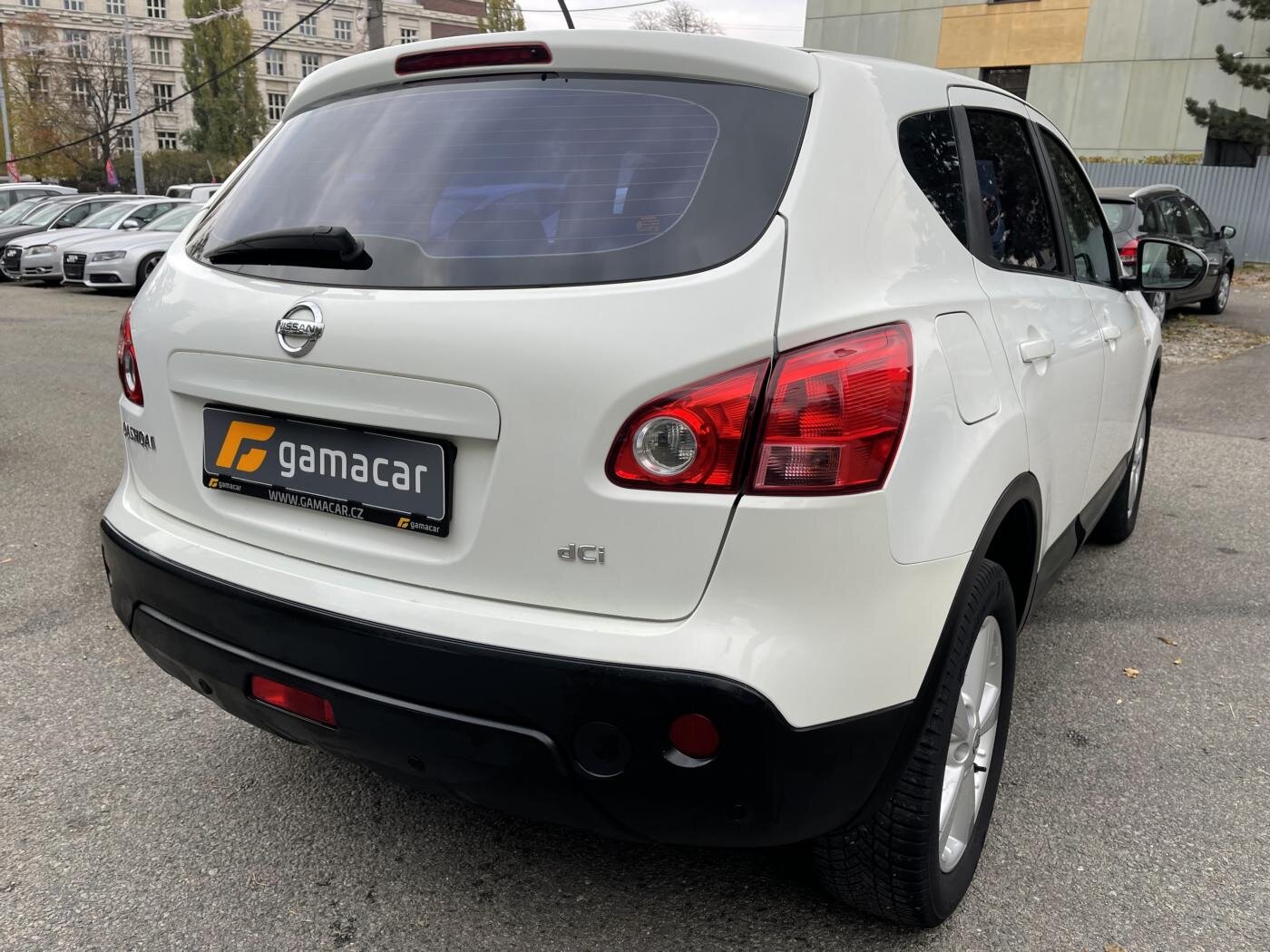 Nissan Qashqai SUV / Terénní 2,0 l 110 kw