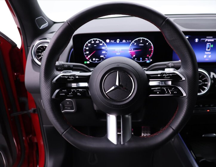 Mercedes-Benz GLB 21