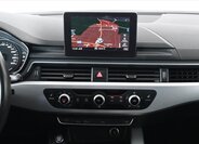 Audi A4 Kombi 2,0 l 140 kw