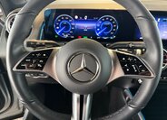 Mercedes-Benz EQB 13