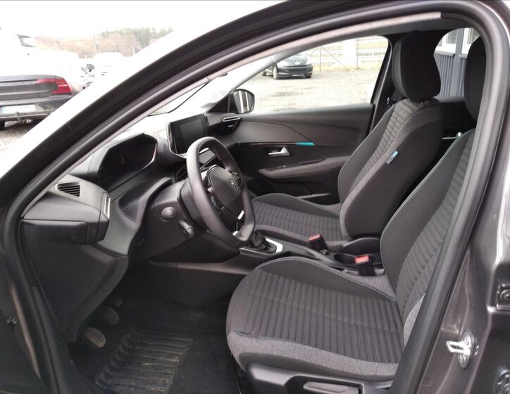 Peugeot 208 Hatchback 1,2 l 74 kw