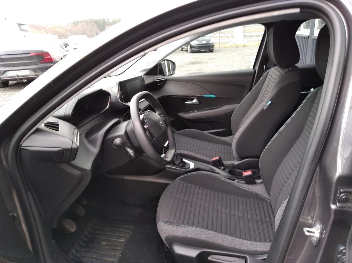 Peugeot 208 Hatchback 1,2 l 74 kw