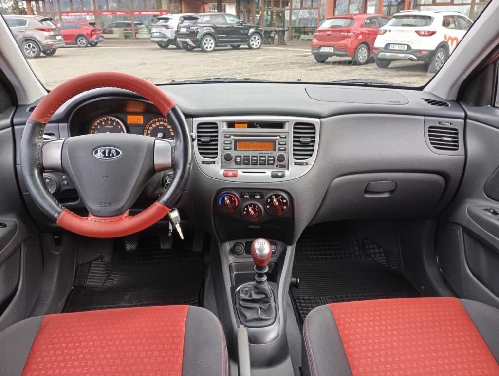 KIA Rio Hatchback 1,4 l 71 kw