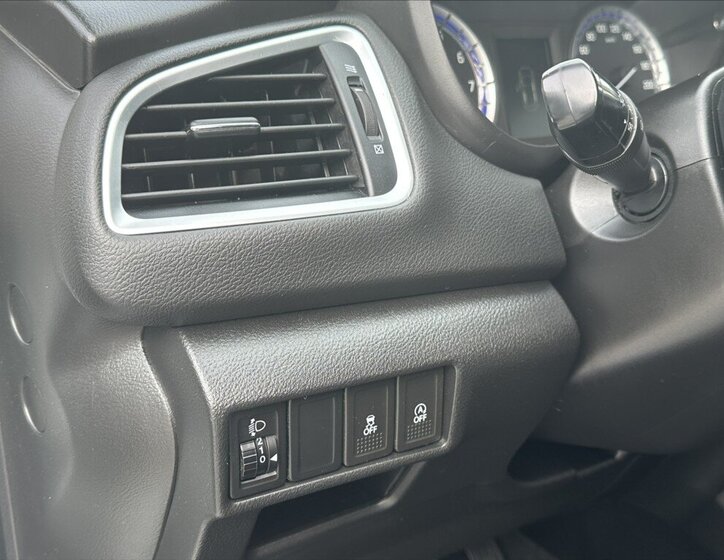 Suzuki S-Cross Hatchback 998,0 82 kw