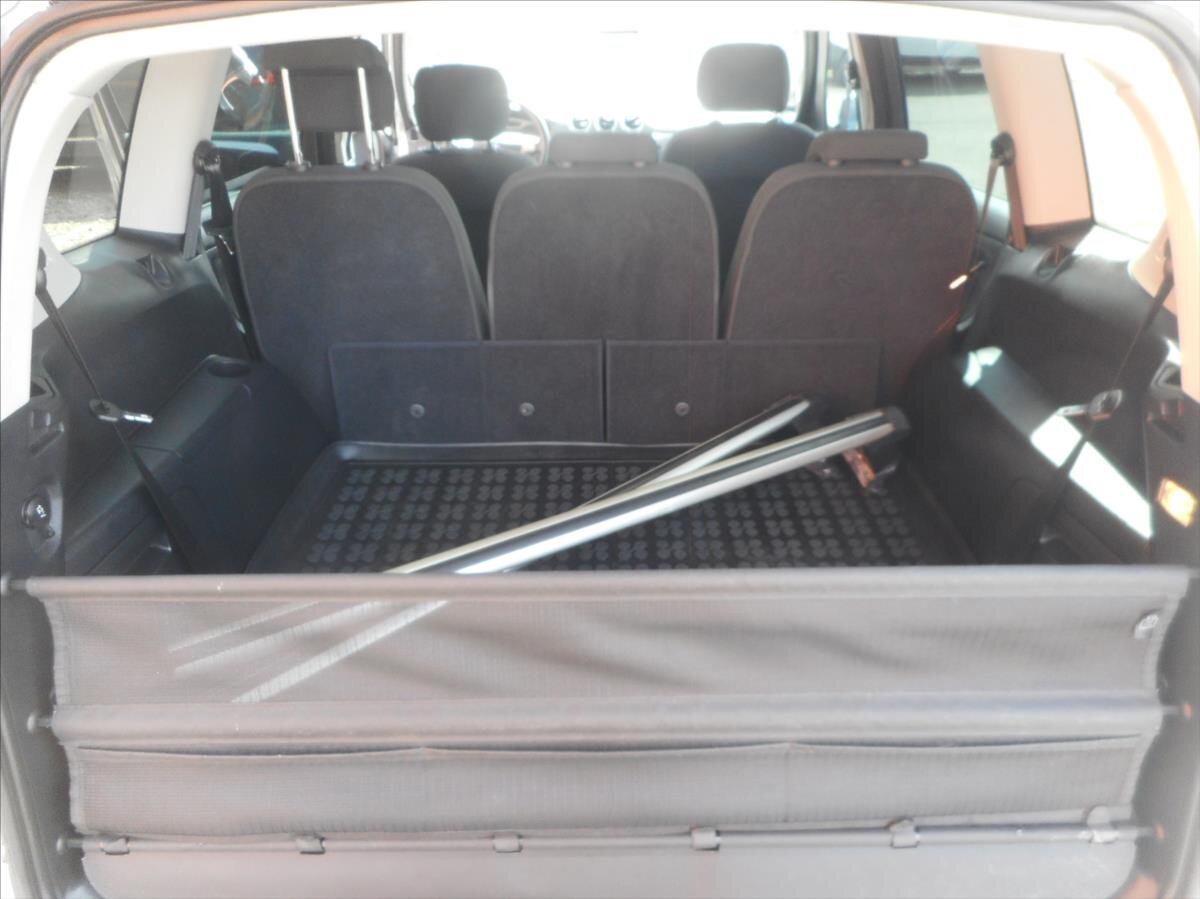 Ford S-MAX Kombi 2,2 l 129 kw