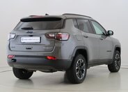 Jeep Compass SUV / Terénní 1,3 l 132 kw