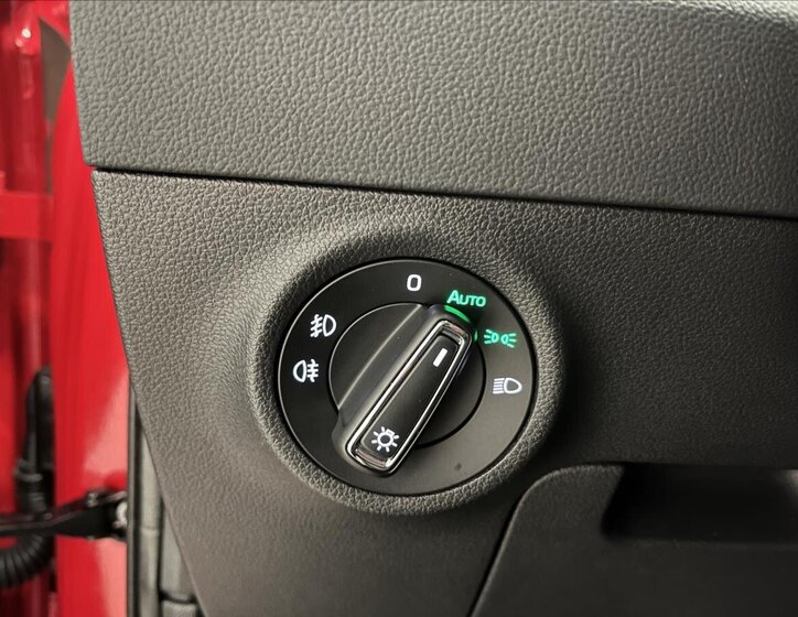 Škoda Karoq SUV 2,0 l 110 kw